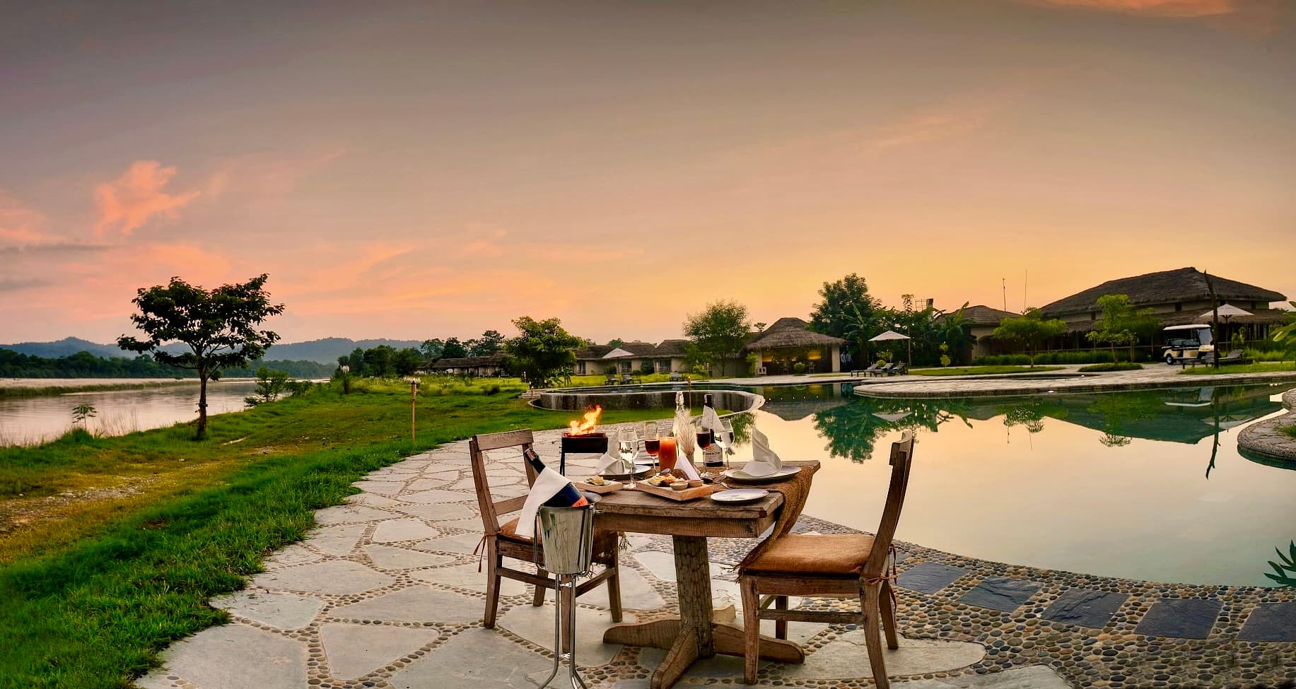 Luxury Nepal Tour with optional Chitwan, Pokhara and Lumbini