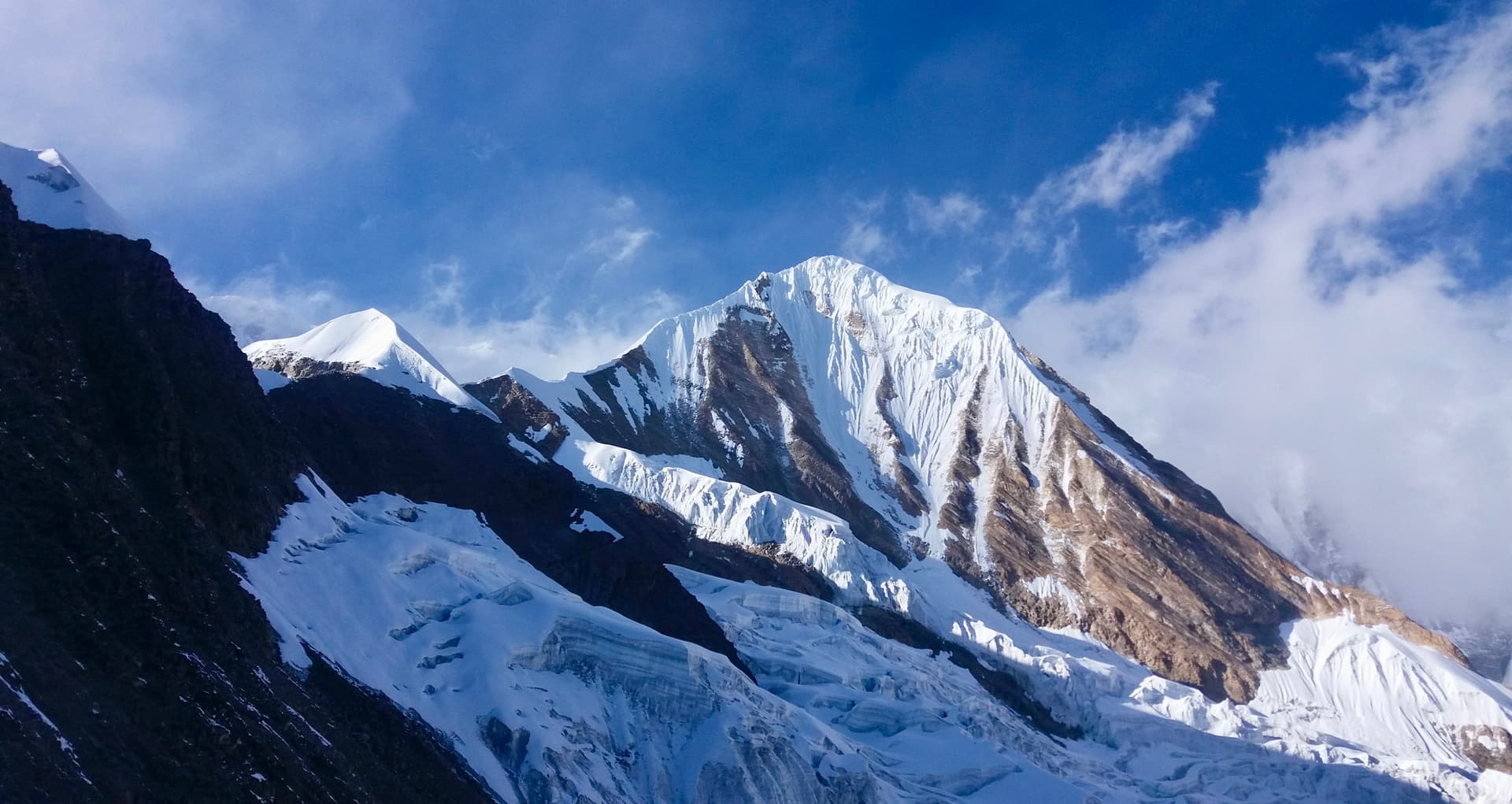 Singu Chuli Peak Climbing (6,501 m)