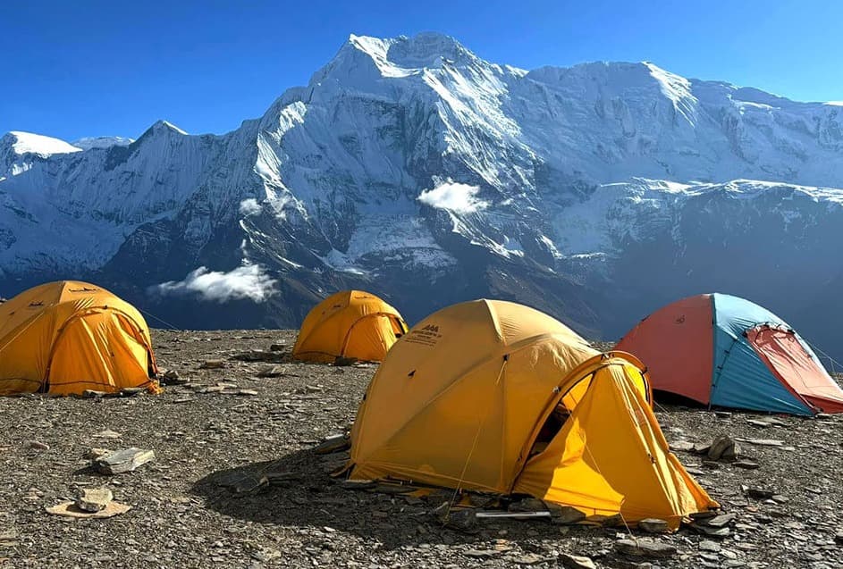 Comparing Teahouse and Camping Treks in Nepal