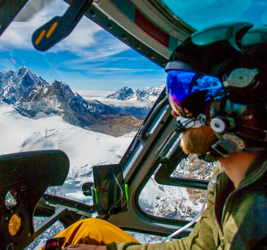 Everest Base Camp Helicopter Tour with Landings at Kala Patthar and Gokyo Lake