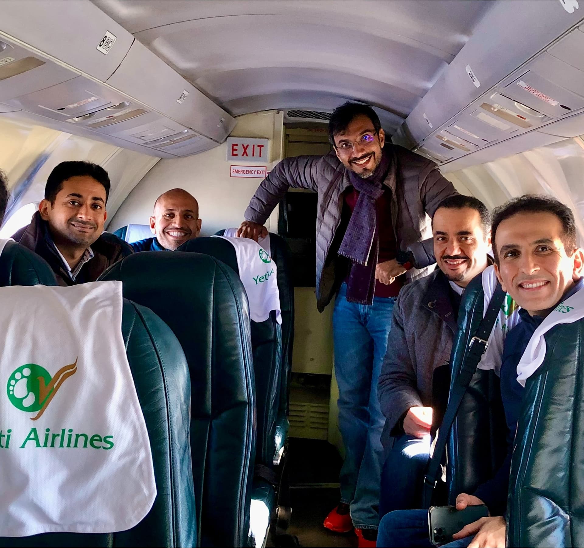 Luxury Nepal Tour with Everest Flight - Kathmandu, Chitwan & Pokhara - 8 Days