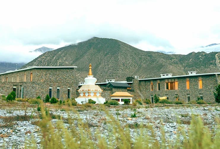 Shinta Mani Mustang Named World's Best Luxury Hotel by Robb Report 2026