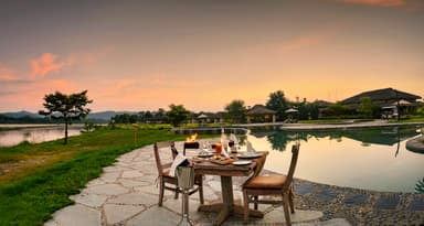 Barahi Jungle Lodge