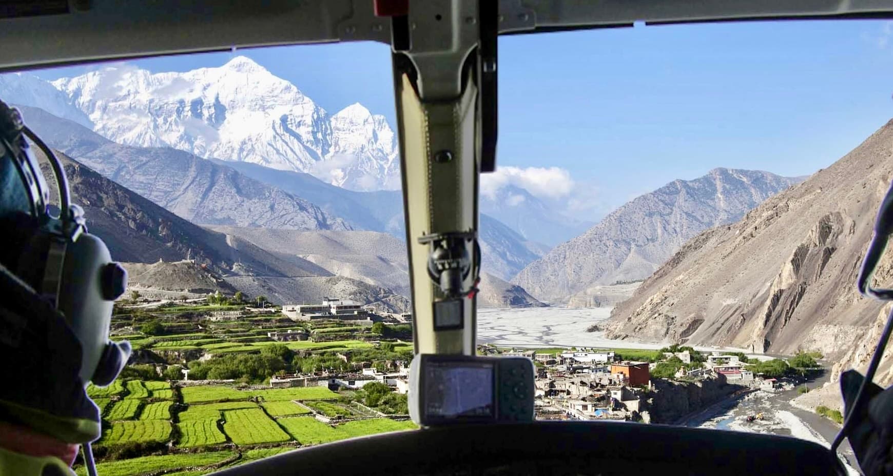 Jomsom muktinath helicopter tour Luxury Holidays (4)