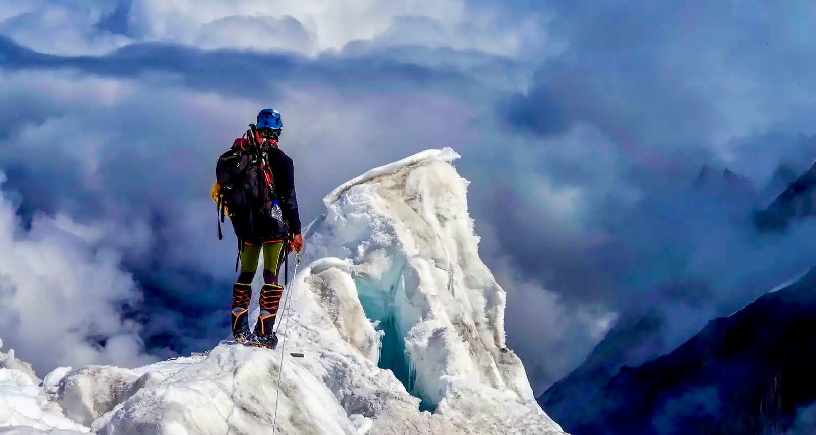 Lobuche East Peak Climbing with Everest Base Camp 3