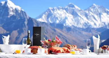 Breakfast in Everest Helicopter