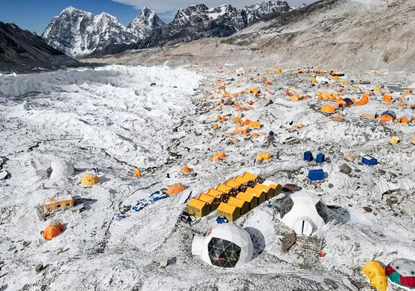 Everest Trekking in winter
